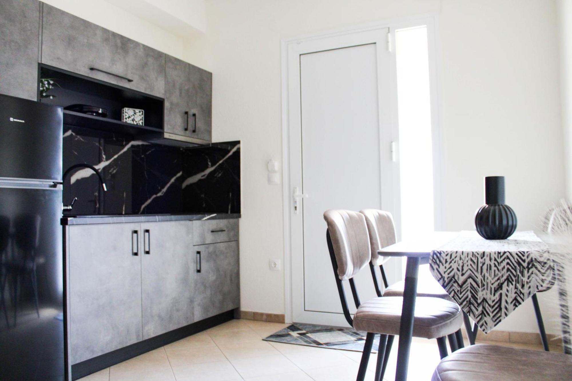 Comfy Apartments Νικήτη Εξωτερικό φωτογραφία